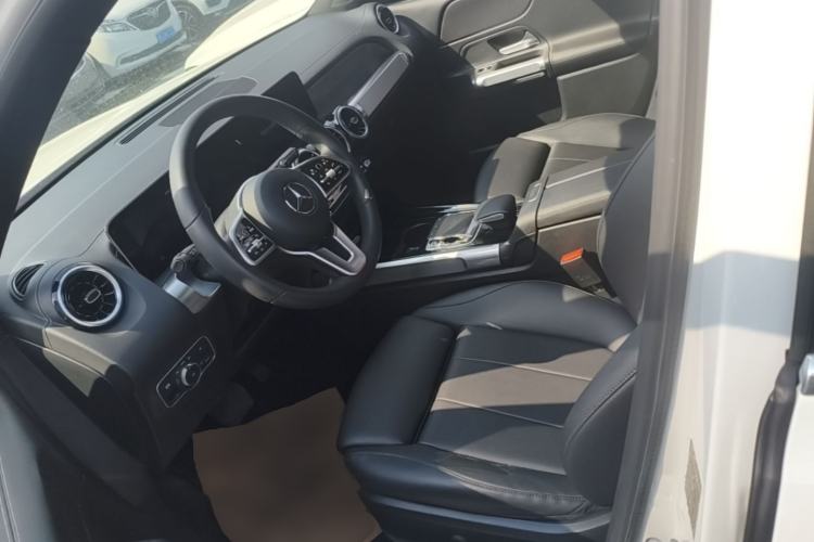 Used Mercedes-Benz GLB 2020 GLB 200 Dynamic Edition Left Front Seat