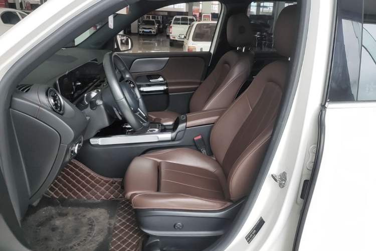 Used Mercedes-Benz GLB 2020 GLB 200 Dynamic Edition Left Front Seat