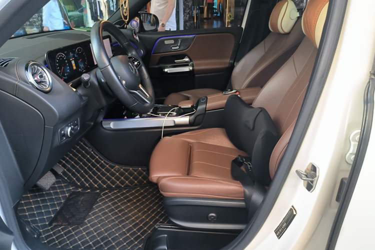 Used Mercedes-Benz GLB 2020 Facelift GLB 200 Fashion Edition Left Front Seat