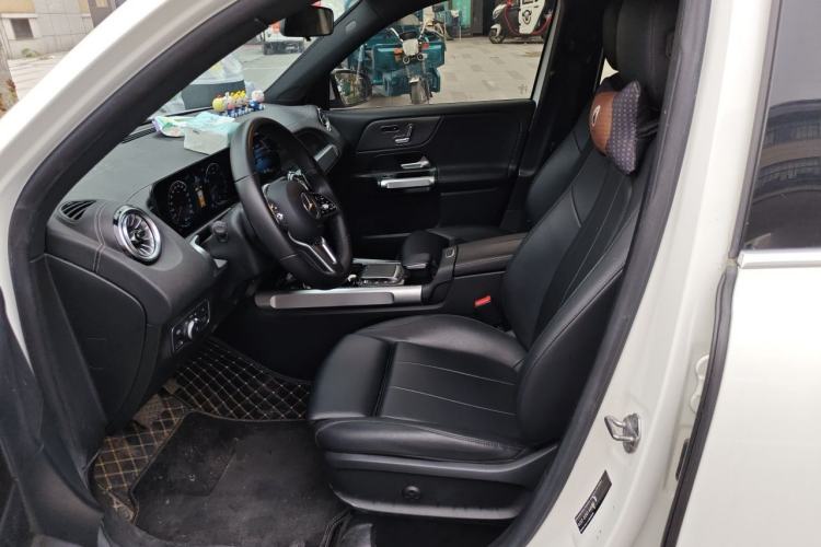 Used Mercedes-Benz GLB 2020 Facelift GLB 200 Fashion Edition Left Front Seat
