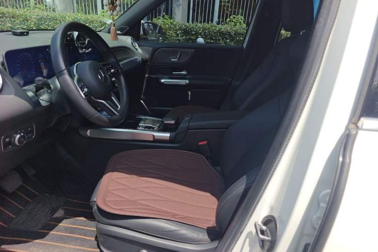 Used Mercedes-Benz GLB 2020 Facelift GLB 200 Fashion Edition Left Front Seat