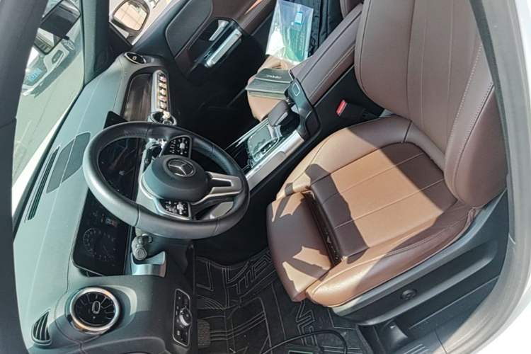Used Mercedes-Benz GLB 2020 GLB 200 Dynamic Edition Left Front Seat