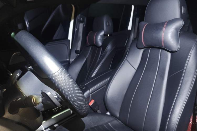 Used Mercedes-Benz GLB 2020 Facelift GLB 200 Fashion Edition Left Front Seat