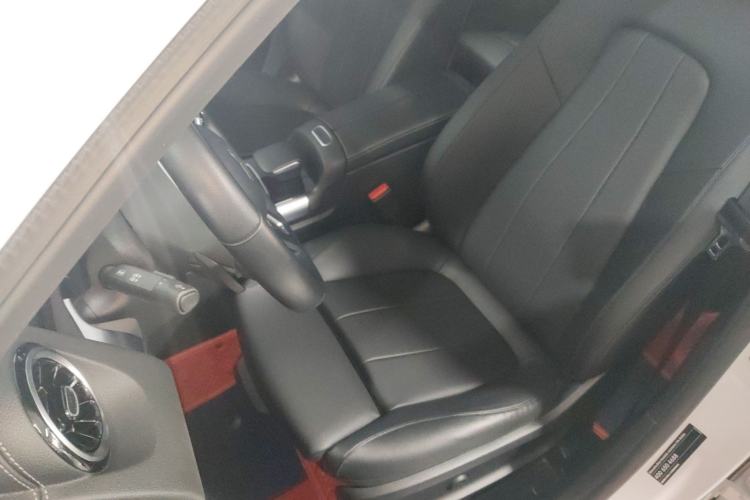 Used Mercedes-Benz GLB 2020 GLB 200 Dynamic Edition Left Front Seat