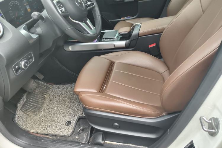 Used Mercedes-Benz GLB 2020 Updated GLB 200 Dynamic Edition Left Front Seat