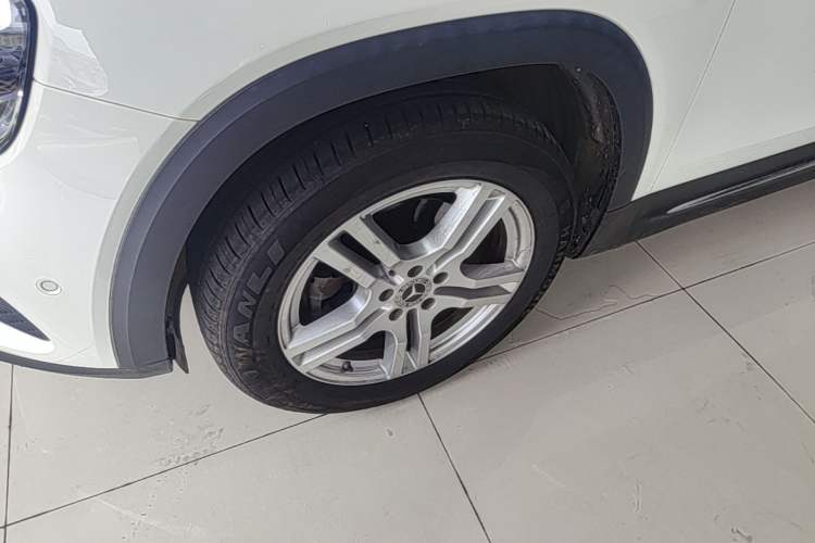 Used Mercedes-Benz GLB 2020 Updated GLB 200 Dynamic Edition Left Front Wheel Hub