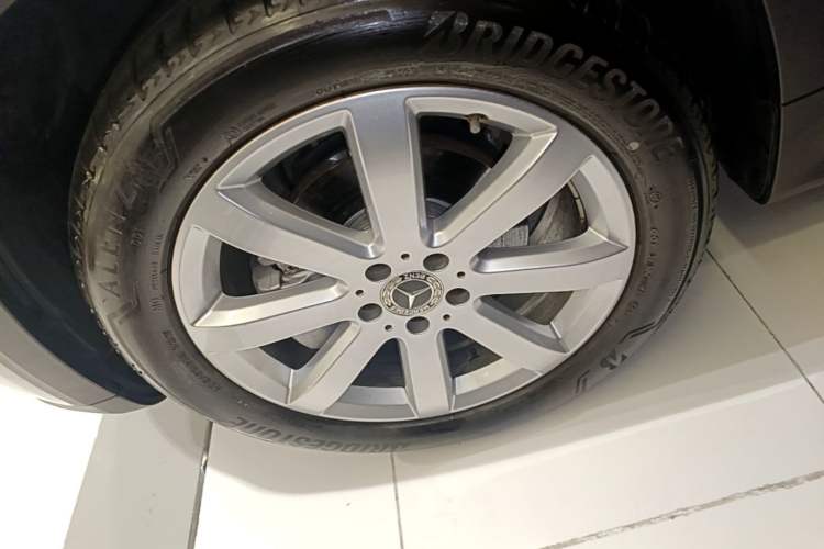 Used Mercedes-Benz GLB 2020 GLB 200 Stylish Edition Left Front Wheel Hub