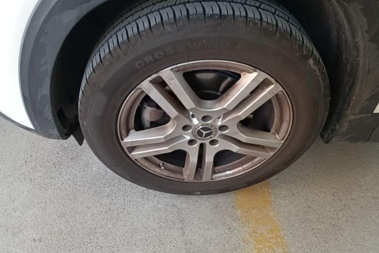 Used Mercedes-Benz GLB 2020 GLB 200 Dynamic Edition Left Front Wheel Hub