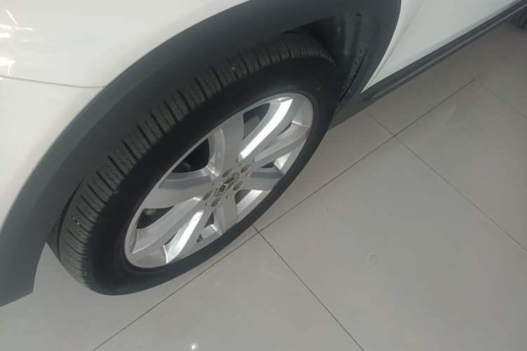 Used Mercedes-Benz GLB 2020 Facelift GLB 200 Fashion Edition Left Front Wheel Hub