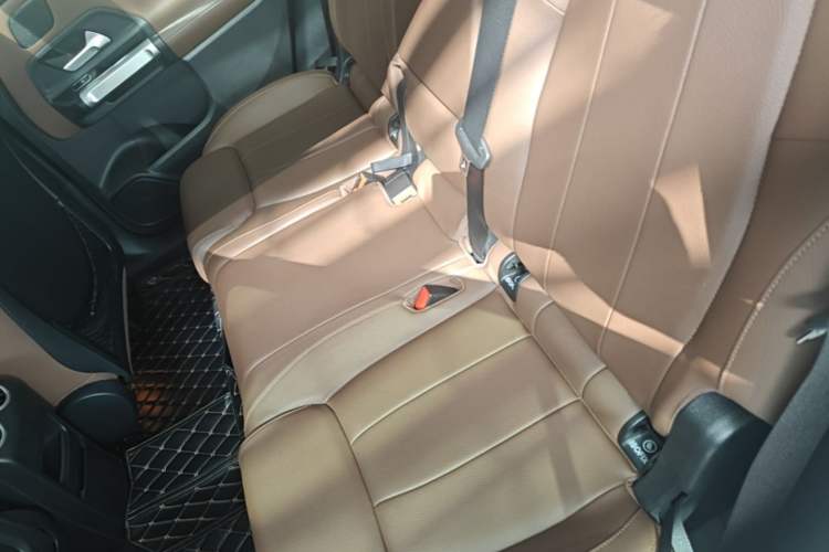 Used Mercedes-Benz GLB 2020 GLB 200 Stylish Edition Left Rear Seat