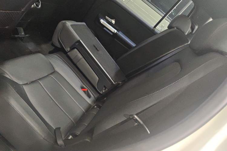 Used Mercedes-Benz GLB 2020 Facelift GLB 200 Fashion Edition Left Rear Seat