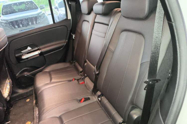 Used Mercedes-Benz GLB 2020 GLB 180 Fashion Model Left Rear Seat
