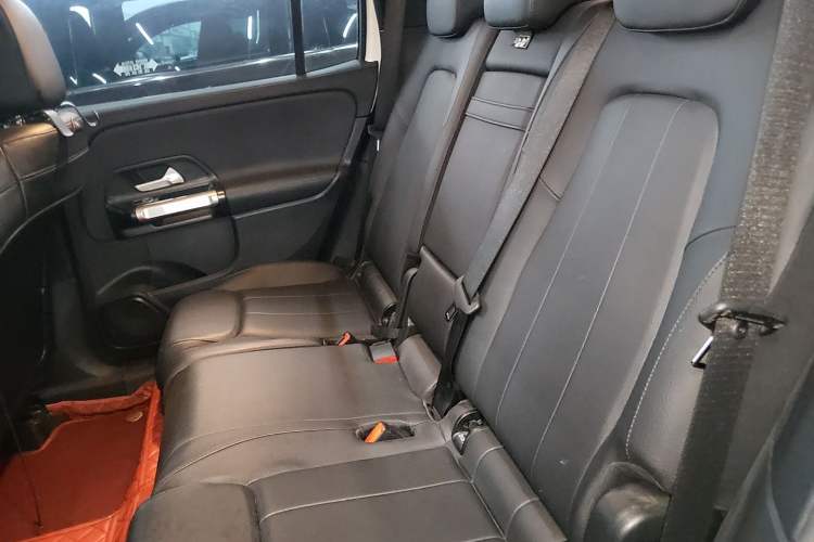 Used Mercedes-Benz GLB 2020 GLB 180 Fashion Model Left Rear Seat