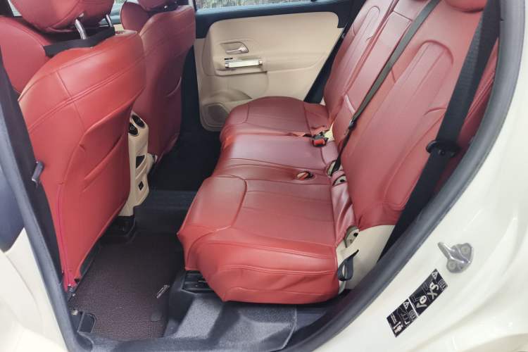 Used Mercedes-Benz GLB 2020 GLB 180 Fashion Model Left Rear Seat