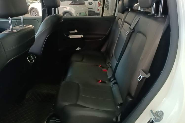 Used Mercedes-Benz GLB 2020 GLB 200 Dynamic Edition Left Rear Seat