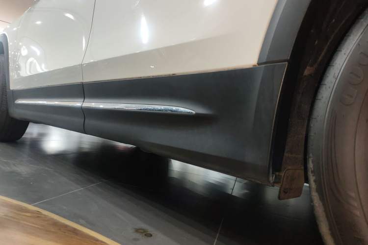 Used Mercedes-Benz GLB 2020 GLB 200 Dynamic Edition Left Side Sill