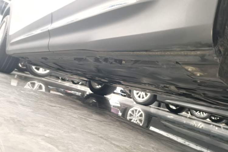 Used Mercedes-Benz GLB 2020 GLB 180 Fashion Model Left Side Sill