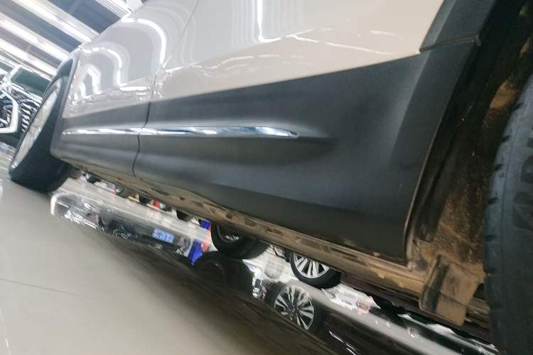 Used Mercedes-Benz GLB 2020 GLB 200 Dynamic Edition Left Side Sill