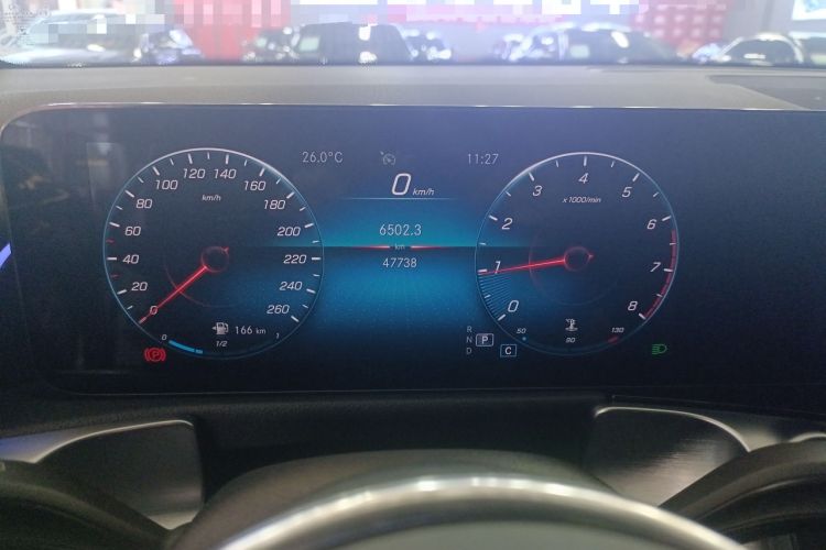 Used Mercedes-Benz GLB 2020 GLB 200 Dynamic Edition Odometer Close Up