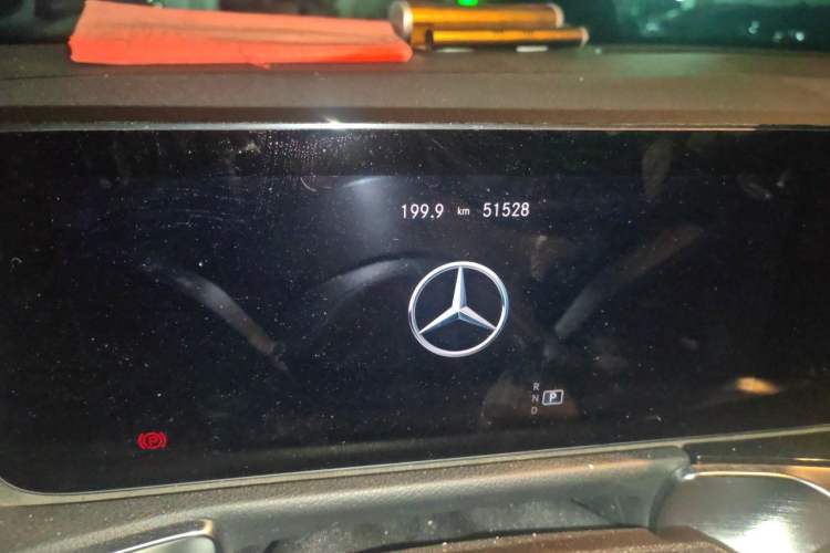 Used Mercedes-Benz GLB 2020 GLB 180 Fashion Model Odometer Close Up