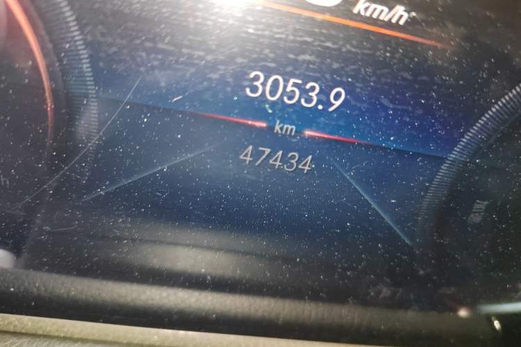 Used Mercedes-Benz GLB 2020 GLB 200 Dynamic Edition Odometer Close Up