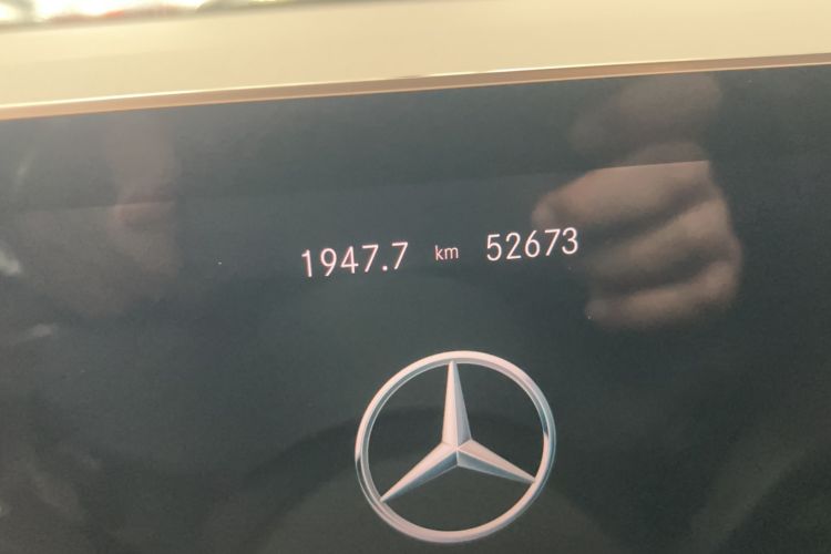 Used Mercedes-Benz GLB 2020 GLB 200 Dynamic Edition Odometer Close Up