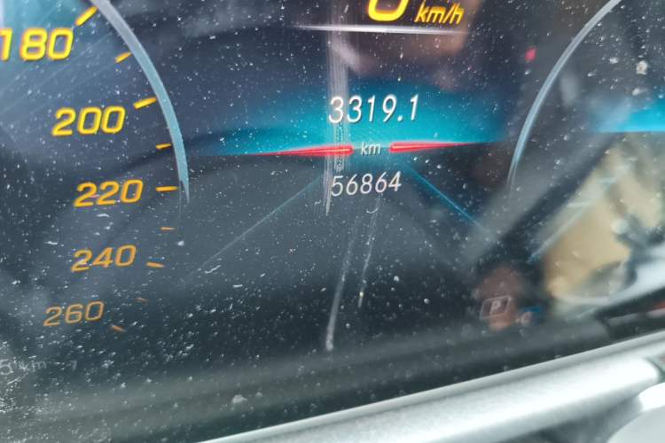 Used Mercedes-Benz GLB 2020 GLB 200 Stylish Edition Odometer Close Up