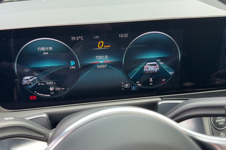 Used Mercedes-Benz GLB 2020 GLB 180 Dynamic Edition Odometer Close Up