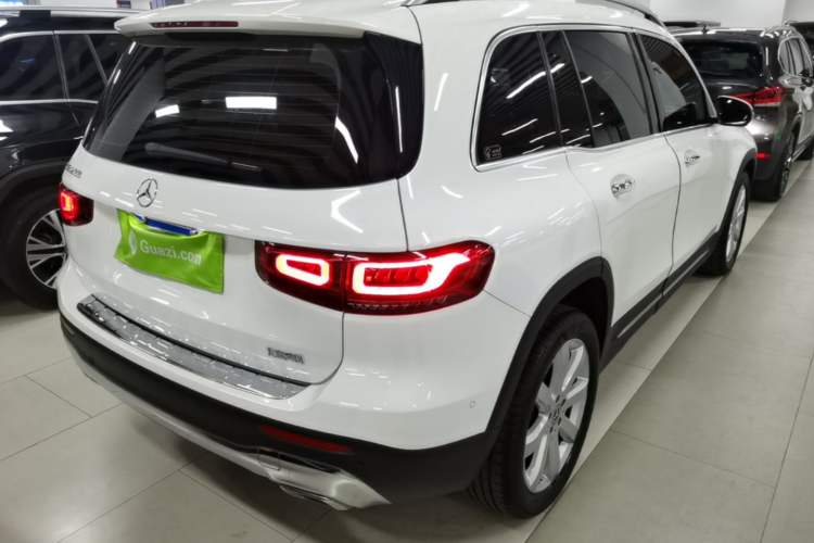 Used Mercedes-Benz GLB 2020 Facelift GLB 200 Fashion Edition Rear Right 45 Deg