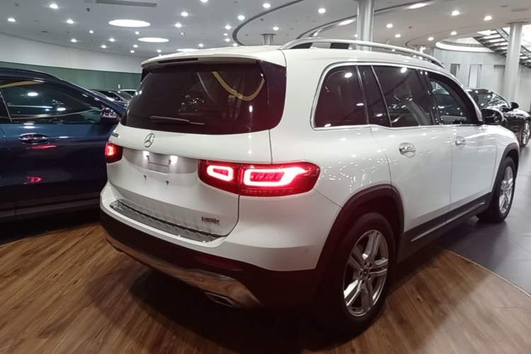 Used Mercedes-Benz GLB 2020 GLB 200 Dynamic Edition Rear Right 45 Deg
