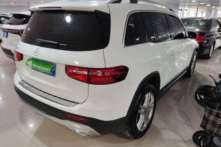 Used Mercedes-Benz GLB 2020 GLB 180 Dynamic Edition Rear Right 45 Deg