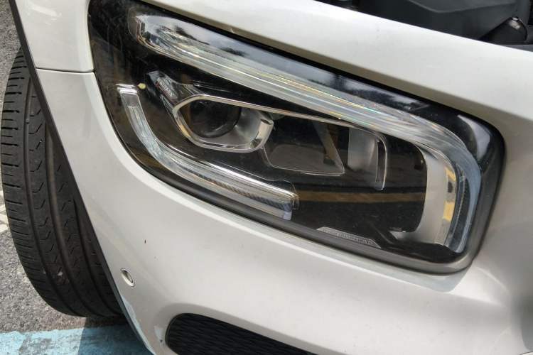 Used Mercedes-Benz GLB 2020 GLB 200 Stylish Edition Right Front Headlight