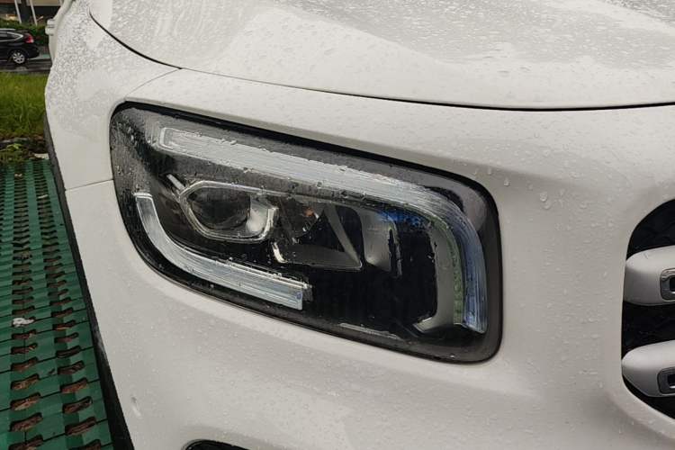 Used Mercedes-Benz GLB 2020 GLB 200 Stylish Edition Right Front Headlight