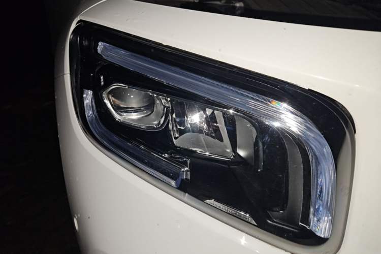 Used Mercedes-Benz GLB 2020 GLB 200 Dynamic Edition Right Front Headlight