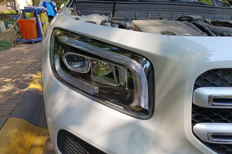 Used Mercedes-Benz GLB 2020 Facelift GLB 200 Fashion Edition Right Front Headlight