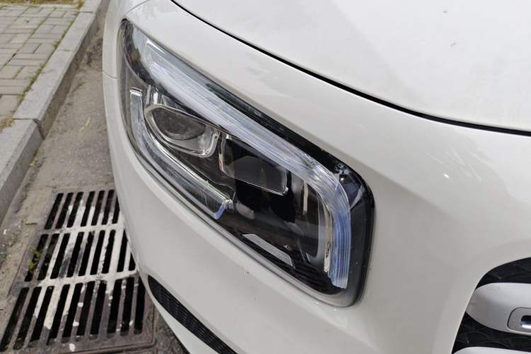 Used Mercedes-Benz GLB 2020 Facelift GLB 200 Fashion Edition Right Front Headlight