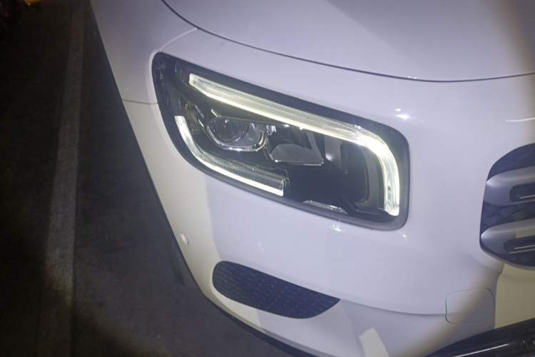 Used Mercedes-Benz GLB 2020 GLB 200 Stylish Edition Right Front Headlight