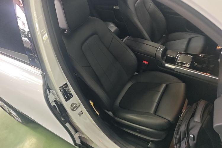 Used Mercedes-Benz GLB 2020 GLB 200 Stylish Edition Right Front Seat