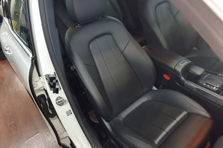 Used Mercedes-Benz GLB 2020 Facelift GLB 200 Fashion Edition Right Front Seat