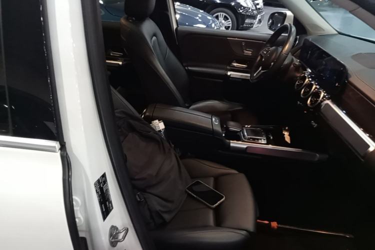 Used Mercedes-Benz GLB 2020 GLB 200 Dynamic Edition Right Front Seat