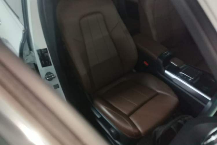 Used Mercedes-Benz GLB 2020 Updated GLB 200 Dynamic Edition Right Front Seat