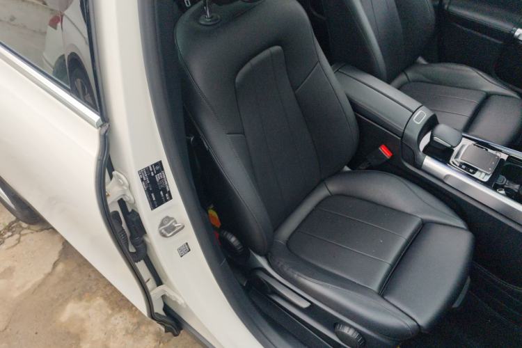Used Mercedes-Benz GLB 2020 GLB 200 Dynamic Edition Right Front Seat