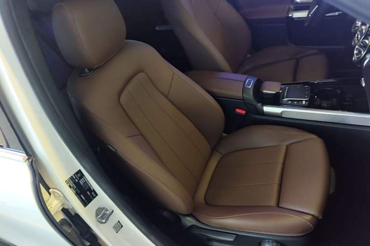 Used Mercedes-Benz GLB 2020 Updated GLB 200 Dynamic Edition Right Front Seat
