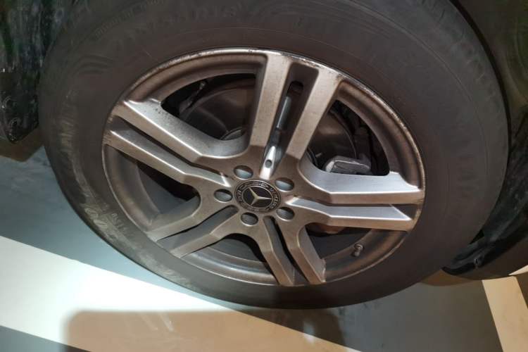 Used Mercedes-Benz GLB 2020 GLB 180 Dynamic Edition Right Front Wheel Hub
