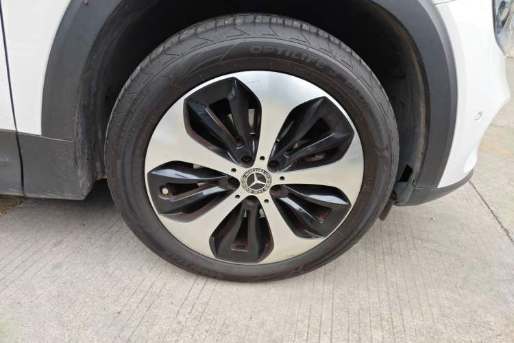 Used Mercedes-Benz GLB 2020 Facelift GLB 200 Fashion Edition Right Front Wheel Hub