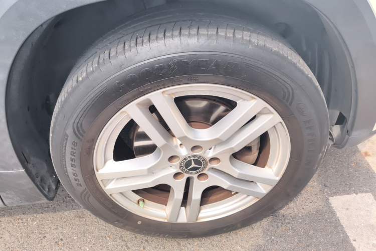 Used Mercedes-Benz GLB 2020 GLB 200 Dynamic Edition Right Front Wheel Hub