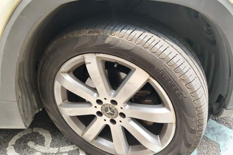 Used Mercedes-Benz GLB 2020 GLB 200 Stylish Edition Right Front Wheel Hub