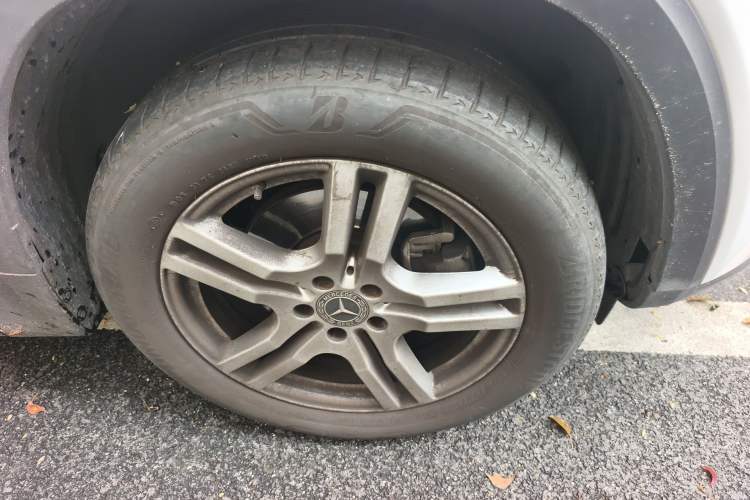 Used Mercedes-Benz GLB 2020 Updated GLB 200 Dynamic Edition Right Front Wheel Hub