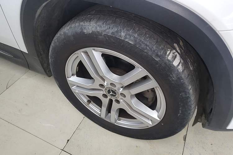 Used Mercedes-Benz GLB 2020 GLB 180 Fashion Model Right Front Wheel Hub