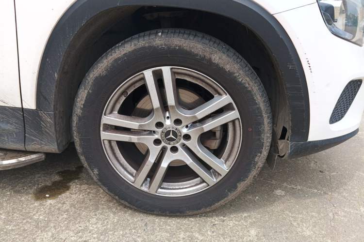 Used Mercedes-Benz GLB 2020 Updated GLB 200 Dynamic Edition Right Front Wheel Hub